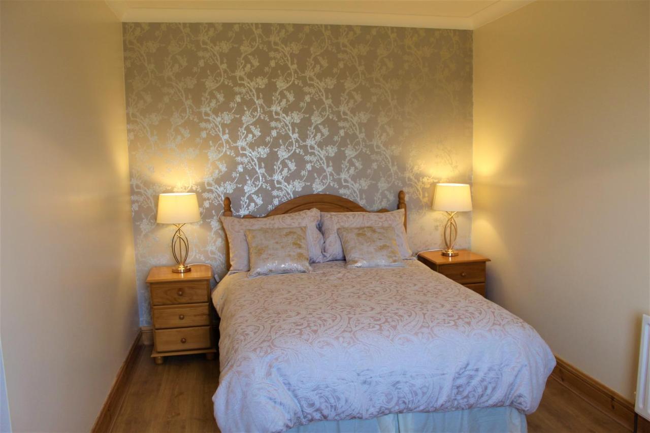 The Gables Apartment Knock  Luaran gambar